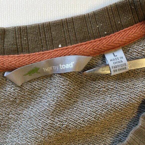 Horny Toad Bandwidth Crew Sweatshirt Mens Large Green White Stripe Specks - Picture 8 of 9